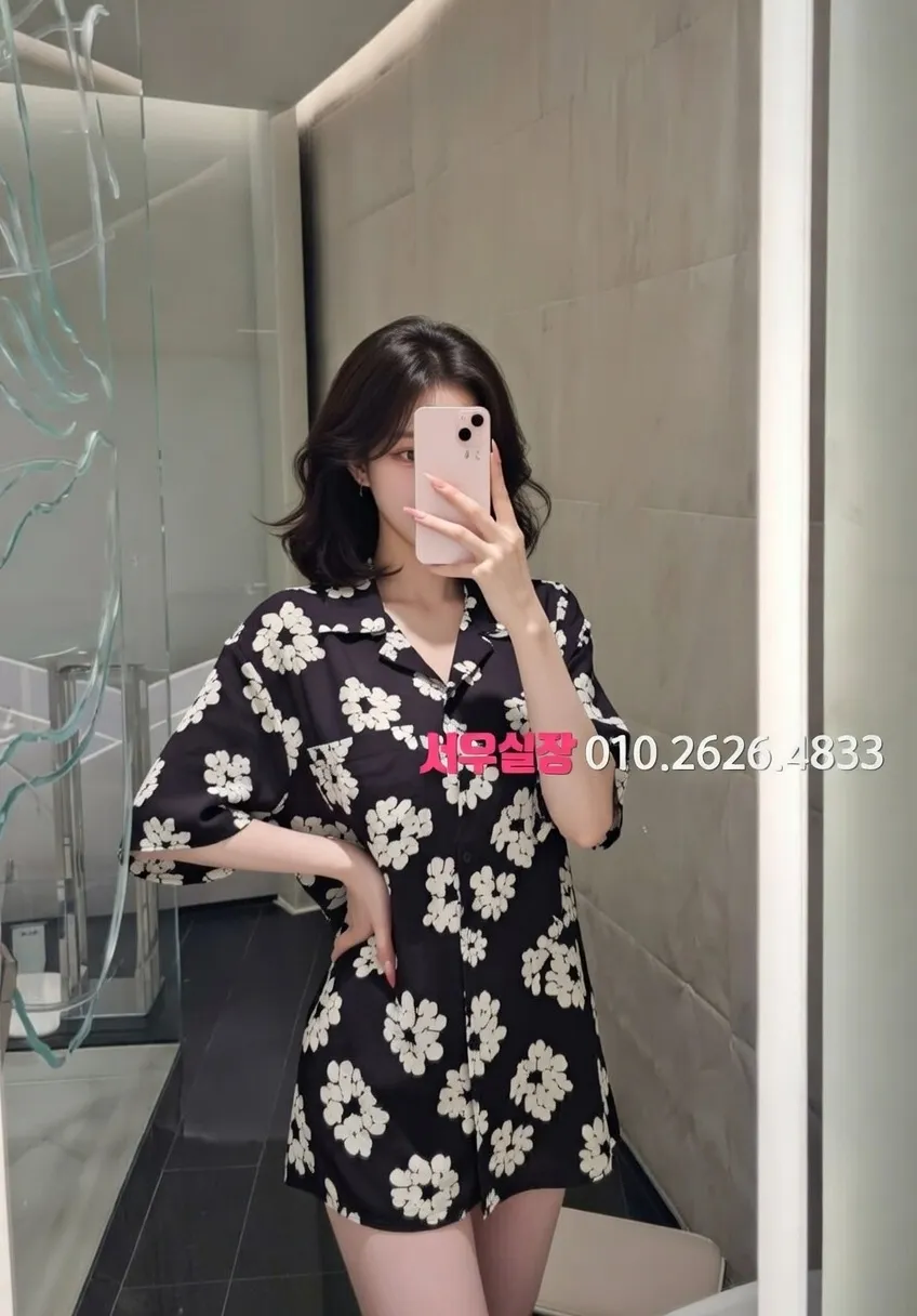 경남 하이퍼블릭 프리미엄 라인업 17번 프로필