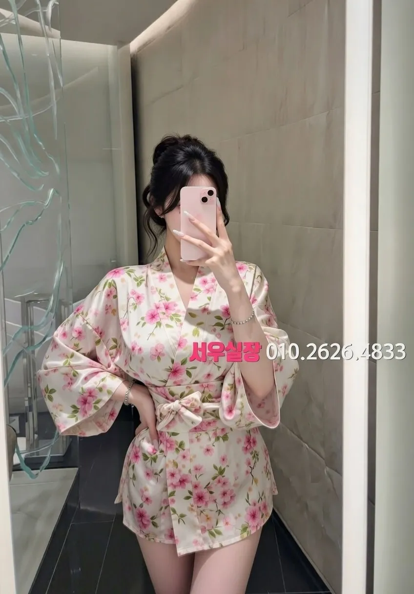 경남 쓰리노 프리미엄 라인업 2번 프로필